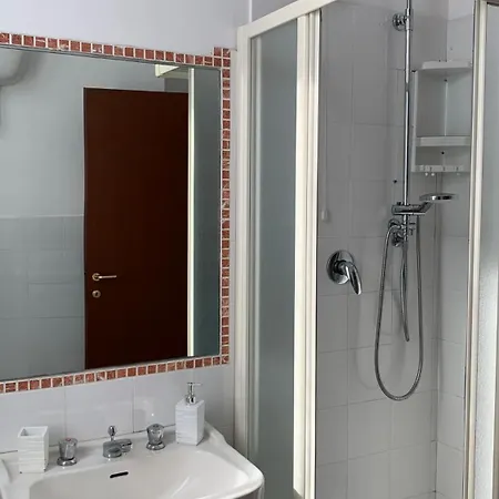 Casa Di Chiara 호스텔 *