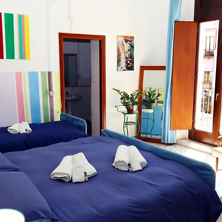 Casa Di Chiara 호스텔 *