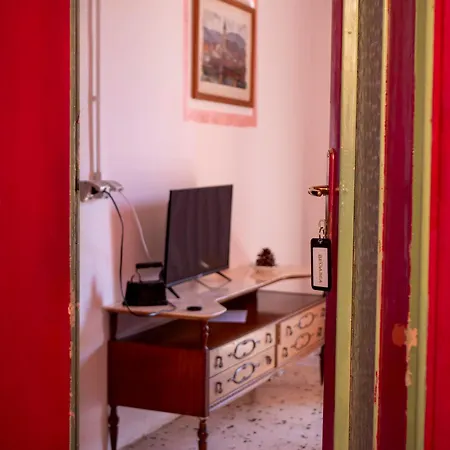 Casa Di Chiara 호스텔 크로토네