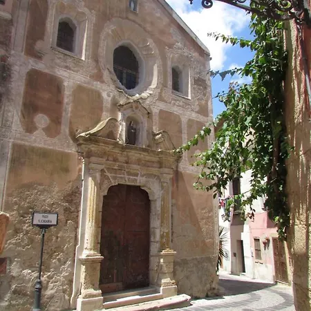 Casa Di Chiara Auberge de jeunesse